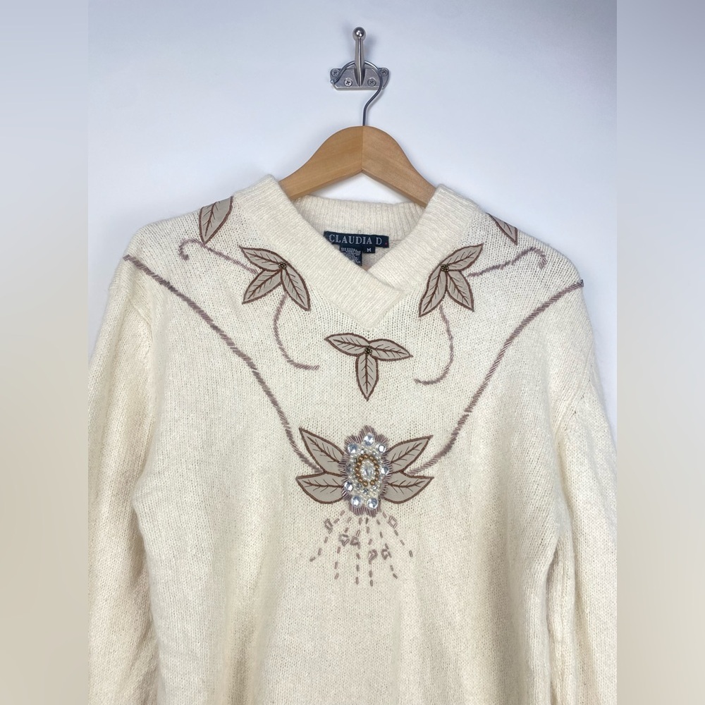Vintage 90s Soft Sweater Silk Angora‎ Lambswool Blend Beaded Western Size M